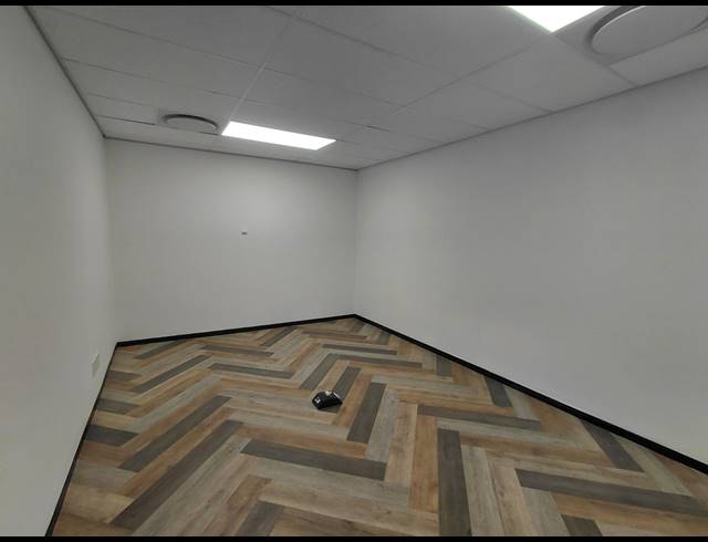 396M² OFFICE TO LET IN BRYANSTON